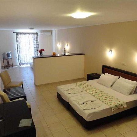 Konstantin Beach Hotel Zakynthos Island Bagian luar foto