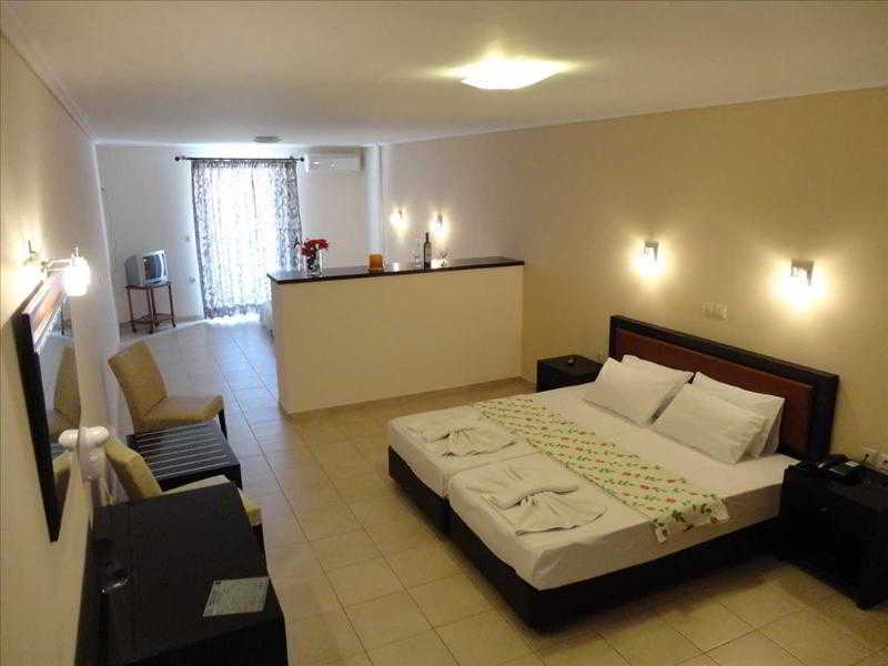 Konstantin Beach Hotel Zakynthos Island Bagian luar foto